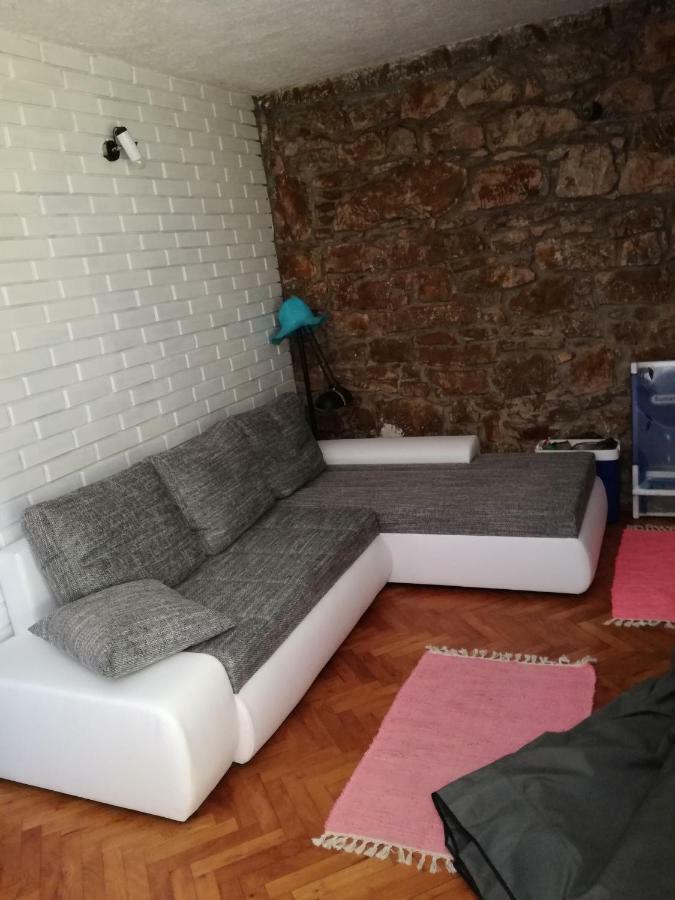 Lili Apartments, Sv Dunata 18 Kornić 外观 照片