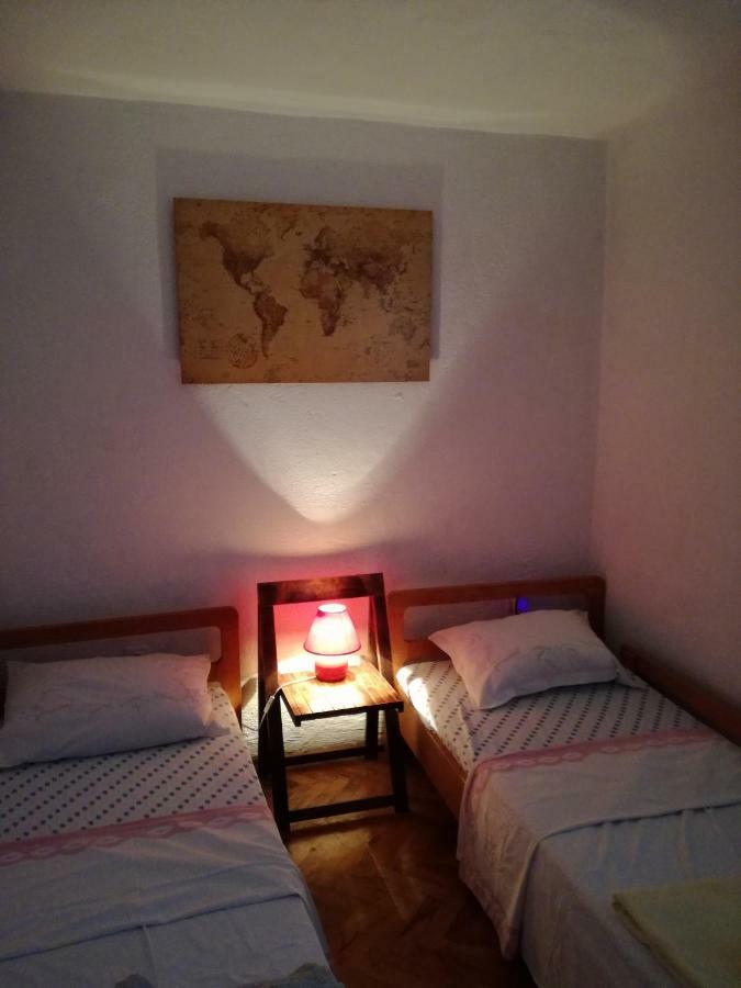 Lili Apartments, Sv Dunata 18 Kornić 外观 照片