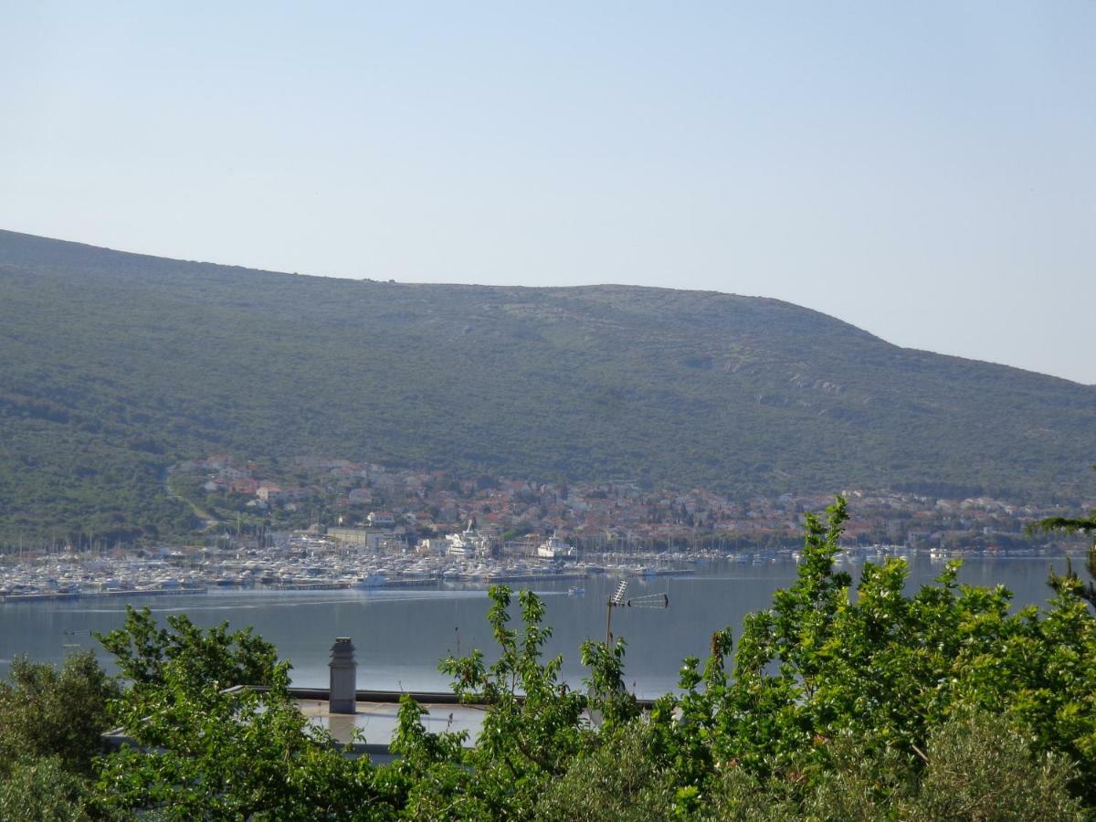 Lili Apartments, Sv Dunata 18 Kornić 外观 照片