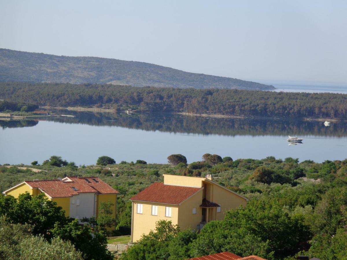 Lili Apartments, Sv Dunata 18 Kornić 外观 照片
